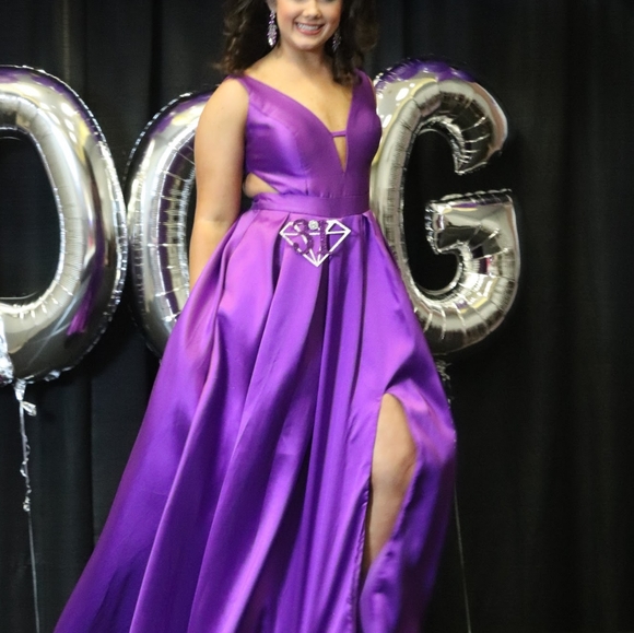 Jovani gown - Picture 2 of 4